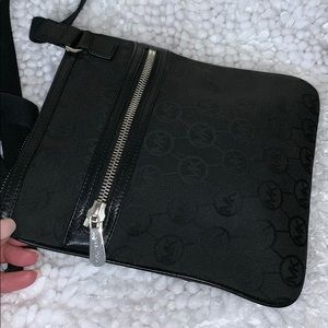 ❤️Michael Kors Crossbody Bag ❤️